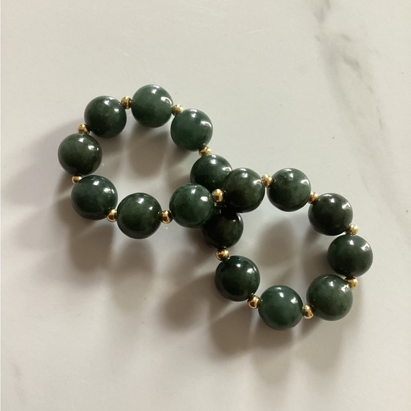 Which shade of green would transform your bedroom into a  Olive Green Serene!!